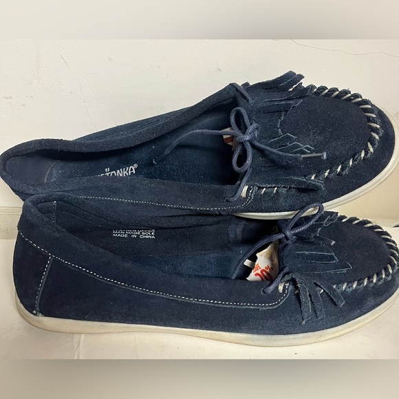 Sz 10 WOMENS MINNETONKA MOCCASINS SUEDE FLATS LOAFERS BLUE COLOR - Picture 5 of 6